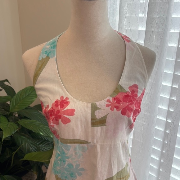 Floral Backless Dress - White with Pink and Blue Accents - Picture 4 of 4